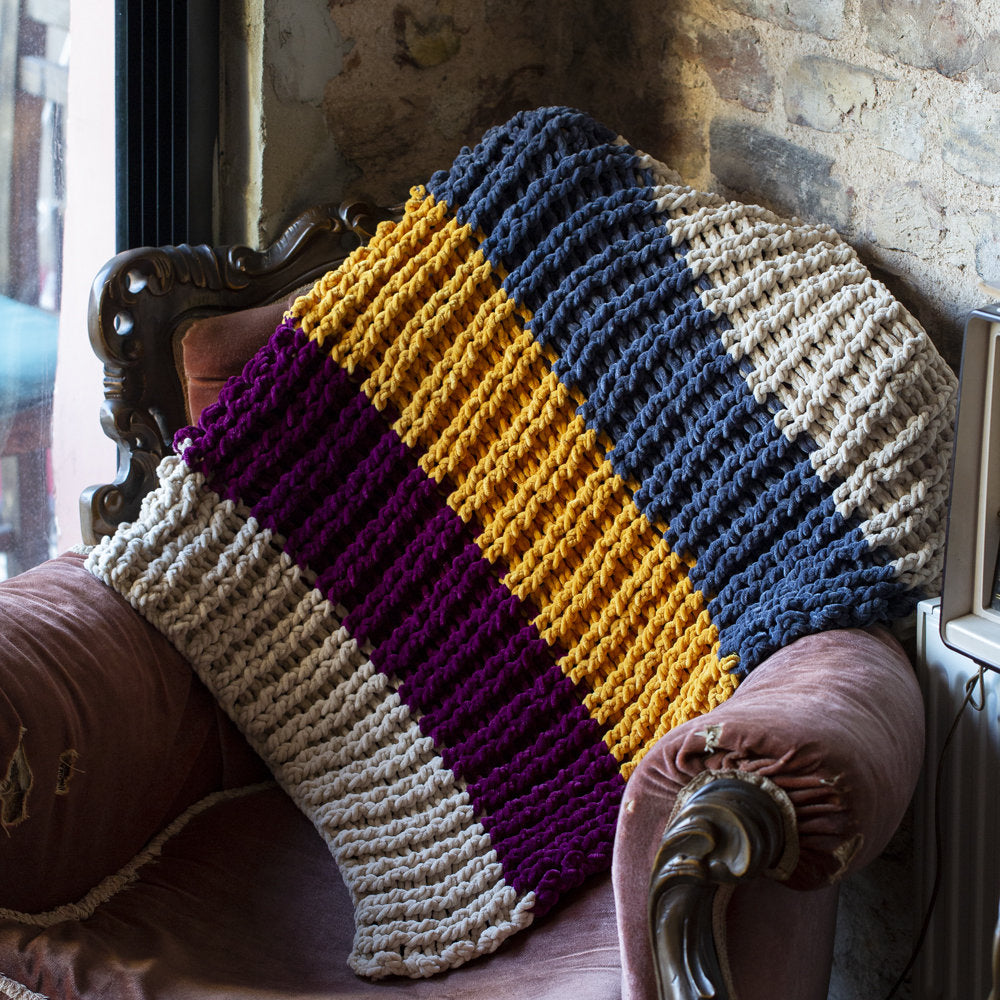 Etrofil Yonca Chenille Yarn, Ecru - 70016