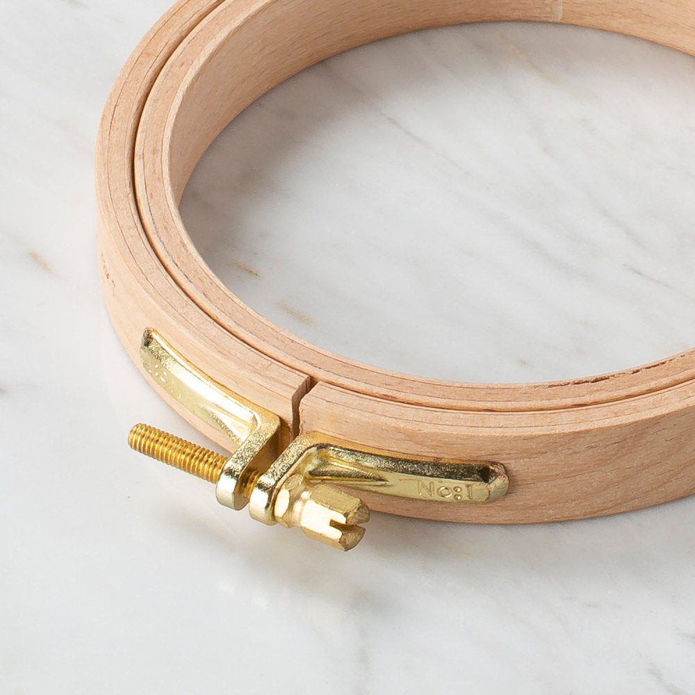 Nurge 16 mm Beech Wood Adjustable Embroidery Hoop - No.1