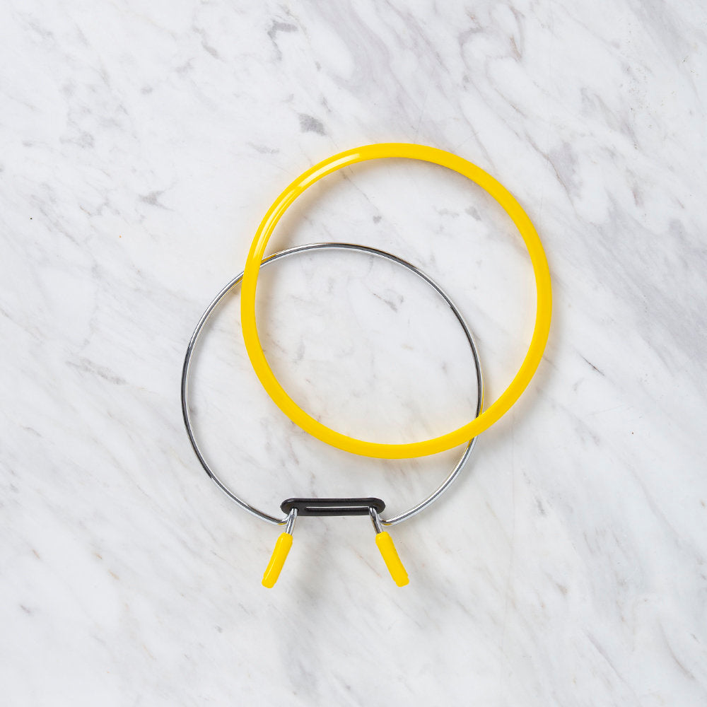 Nurge Metal Spring Tension Ring with Yellow Plastic Frame Embroidery Hoop, 126 mm