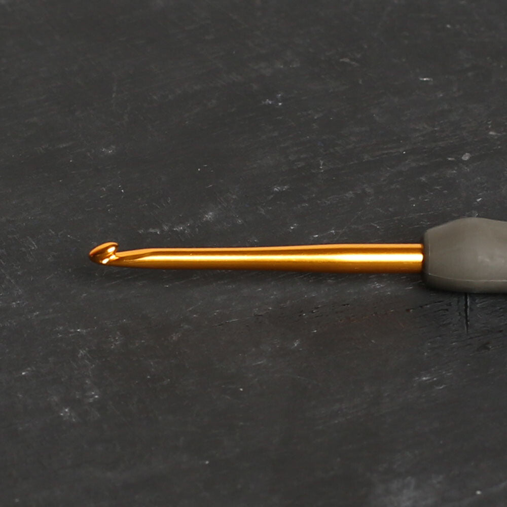 Tulip Etimo 2.5 mm Crochet Hook with Soft Handle - Brown - T15-400e