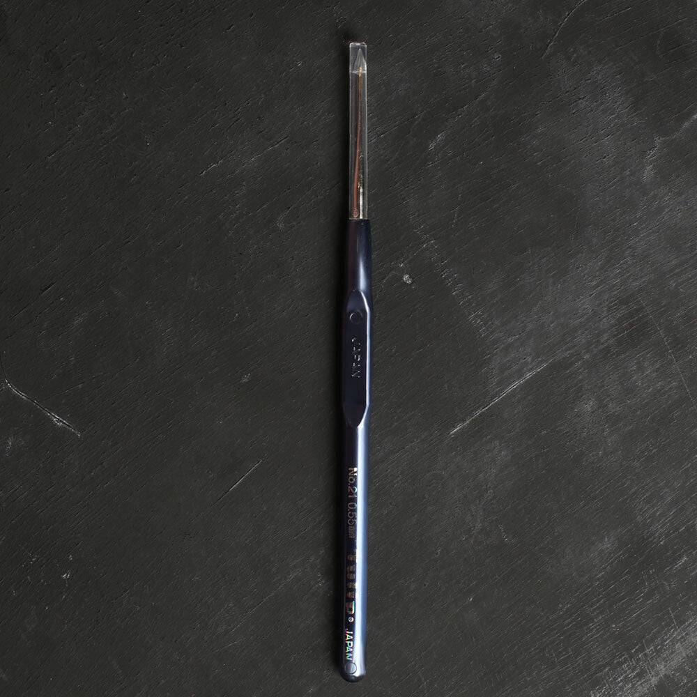 Tulip No.21 0.55 mm Crochet Hook with Plastic Handle, Grey - T-9G