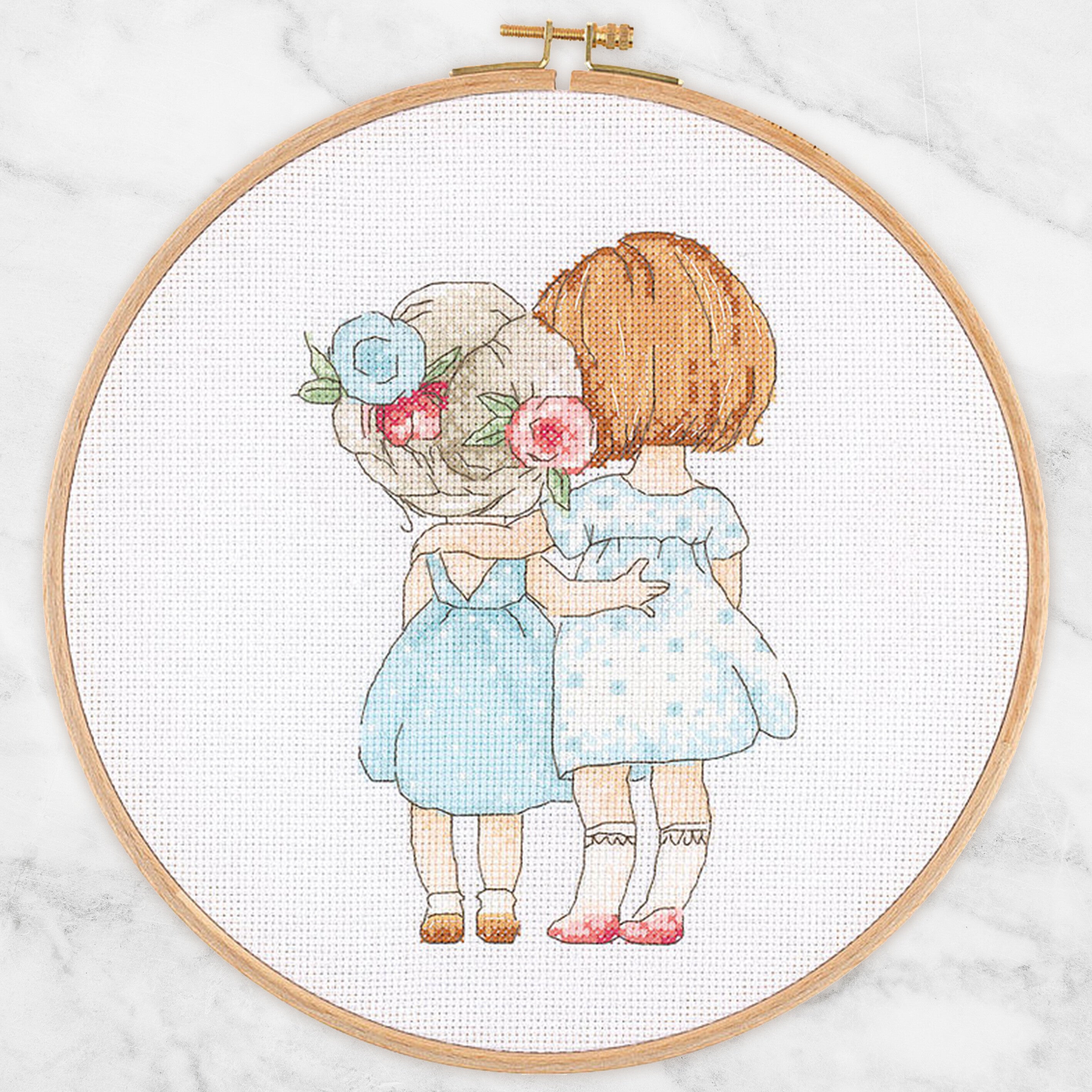 Tuva Cross Stitch Kit, Best Friends - E2605