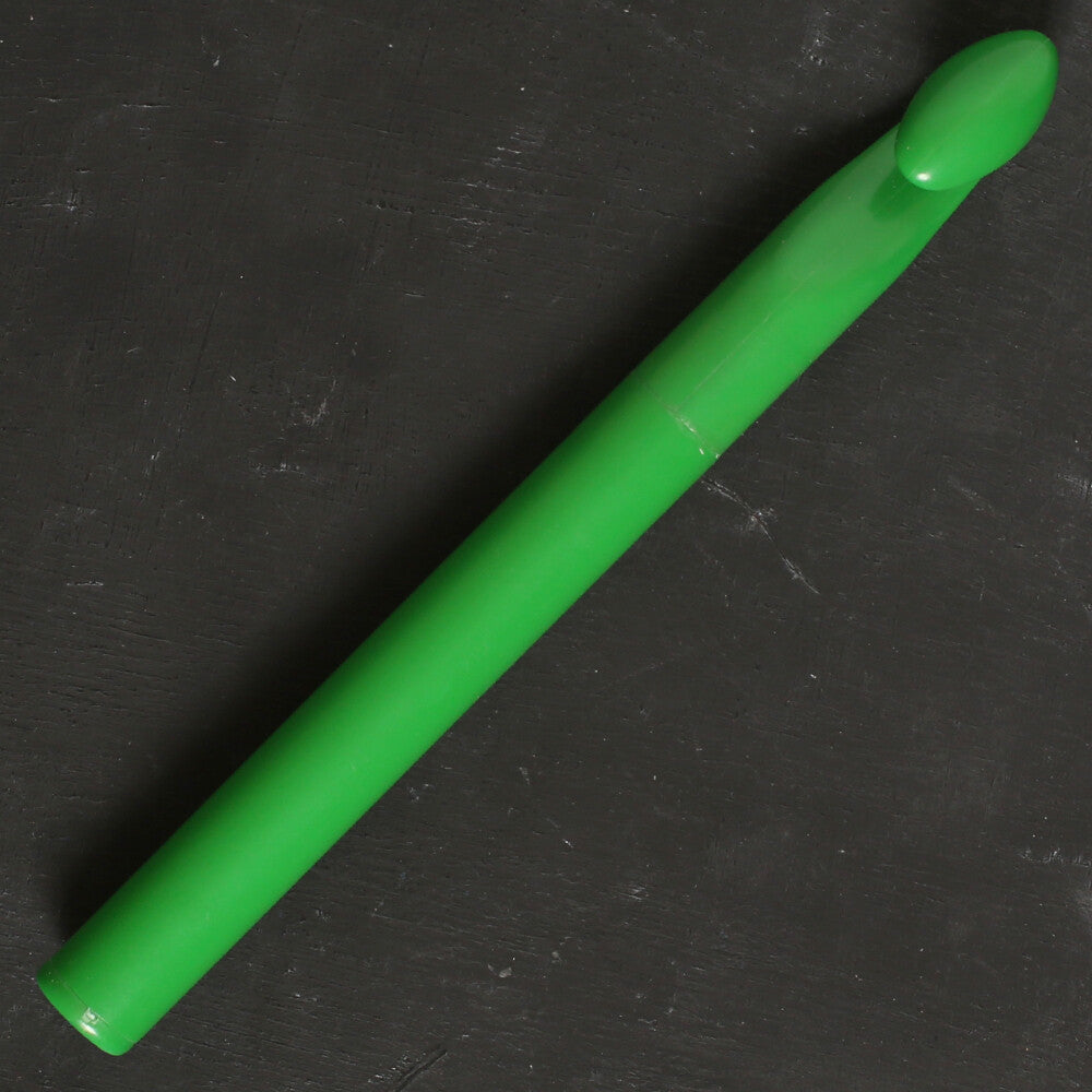 Pony Colour 15 mm 17 cm Plastic Crochet Hook, Green- 44371