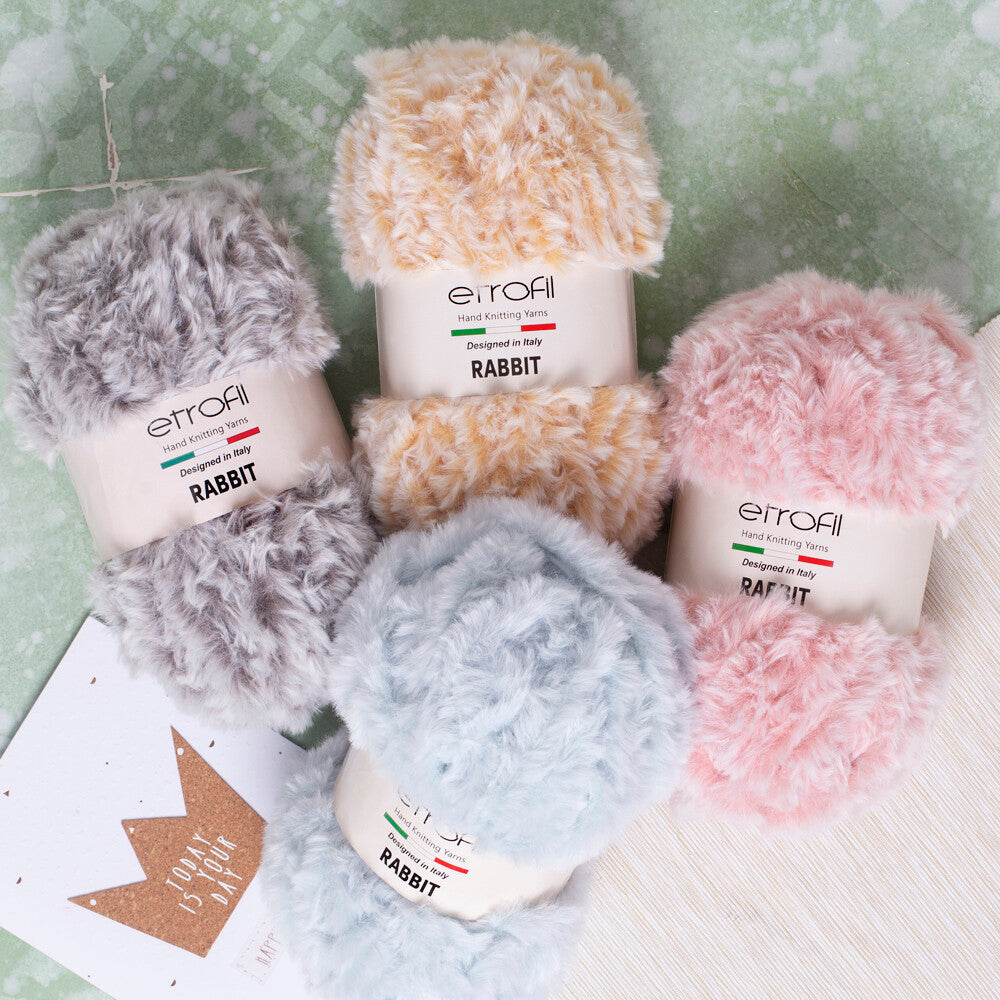 Etrofil Rabbit Fur Yarn, Pink/White - 70350