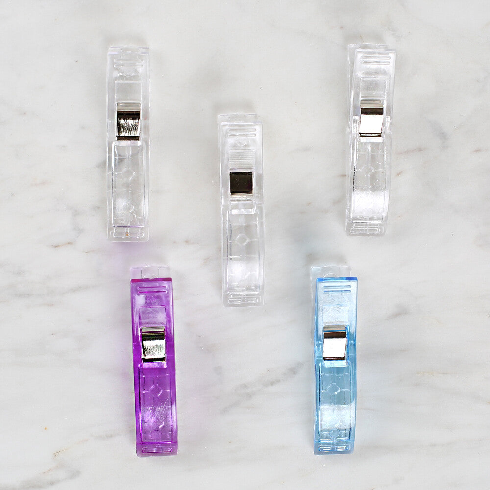 Loren Big Plastic Clothespin in 5, Colored