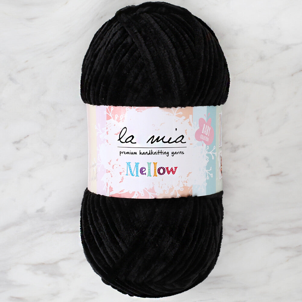 La Mia Mellow Chenille Yarn, Black - 902