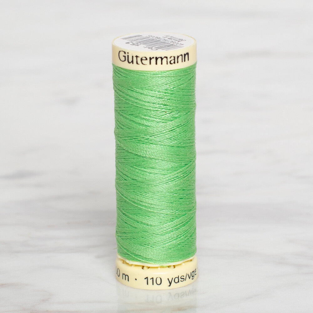 Gütermann Sewing Thread, 100m, Green - 153