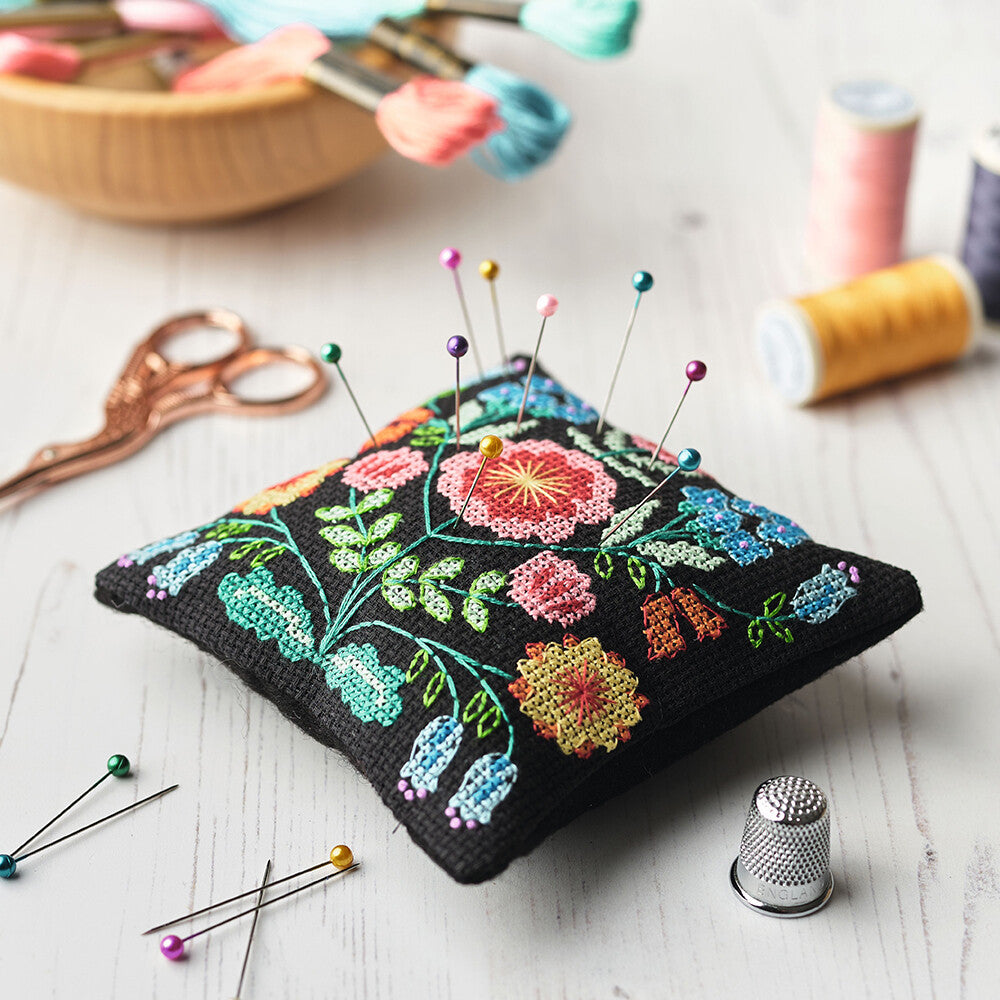 Anchor Embroidery Kit 11 x 11cm 4.33 x 4.33" DCX007