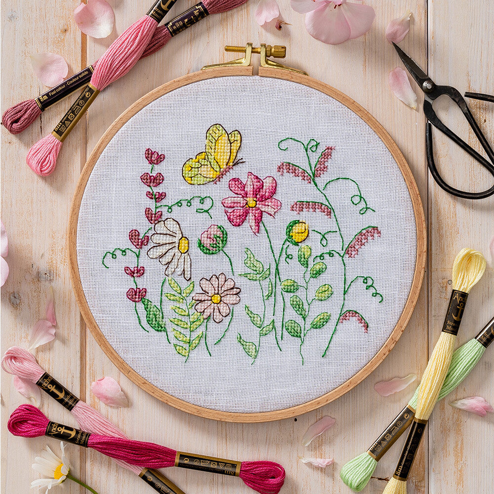 Anchor Embroidery Kit 17 x 14cm 6.7 x 5.51" DCX013