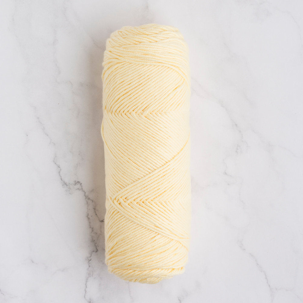 La Mia Baby Cotton Yarn, Baby Yellow - L028