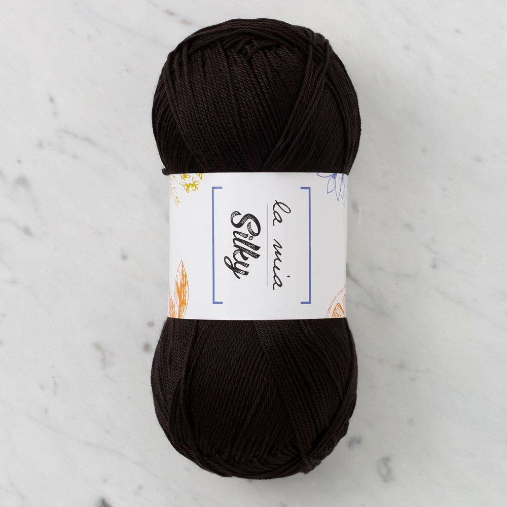 La Mia Silky Yarn, Black - L006
