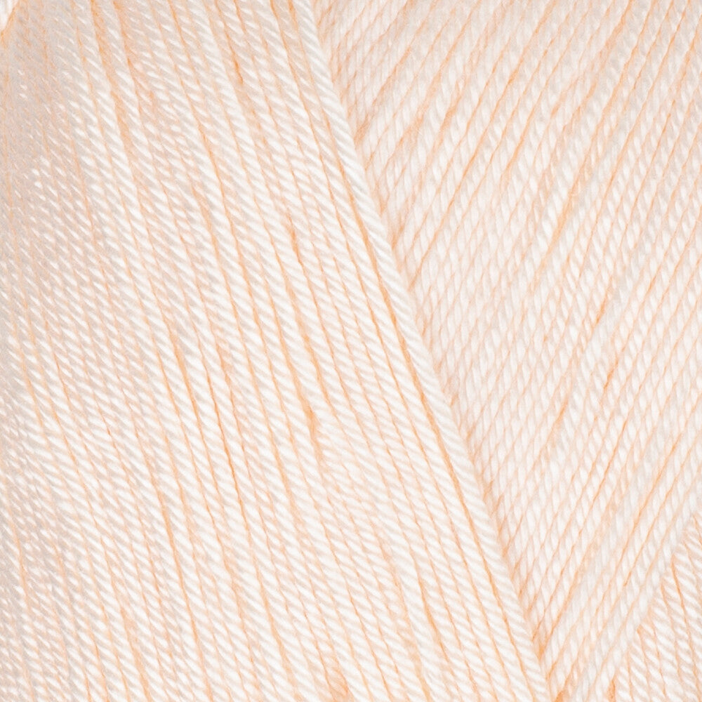 La Mia Cool Hand Knitting Yarn ,Salmon L016