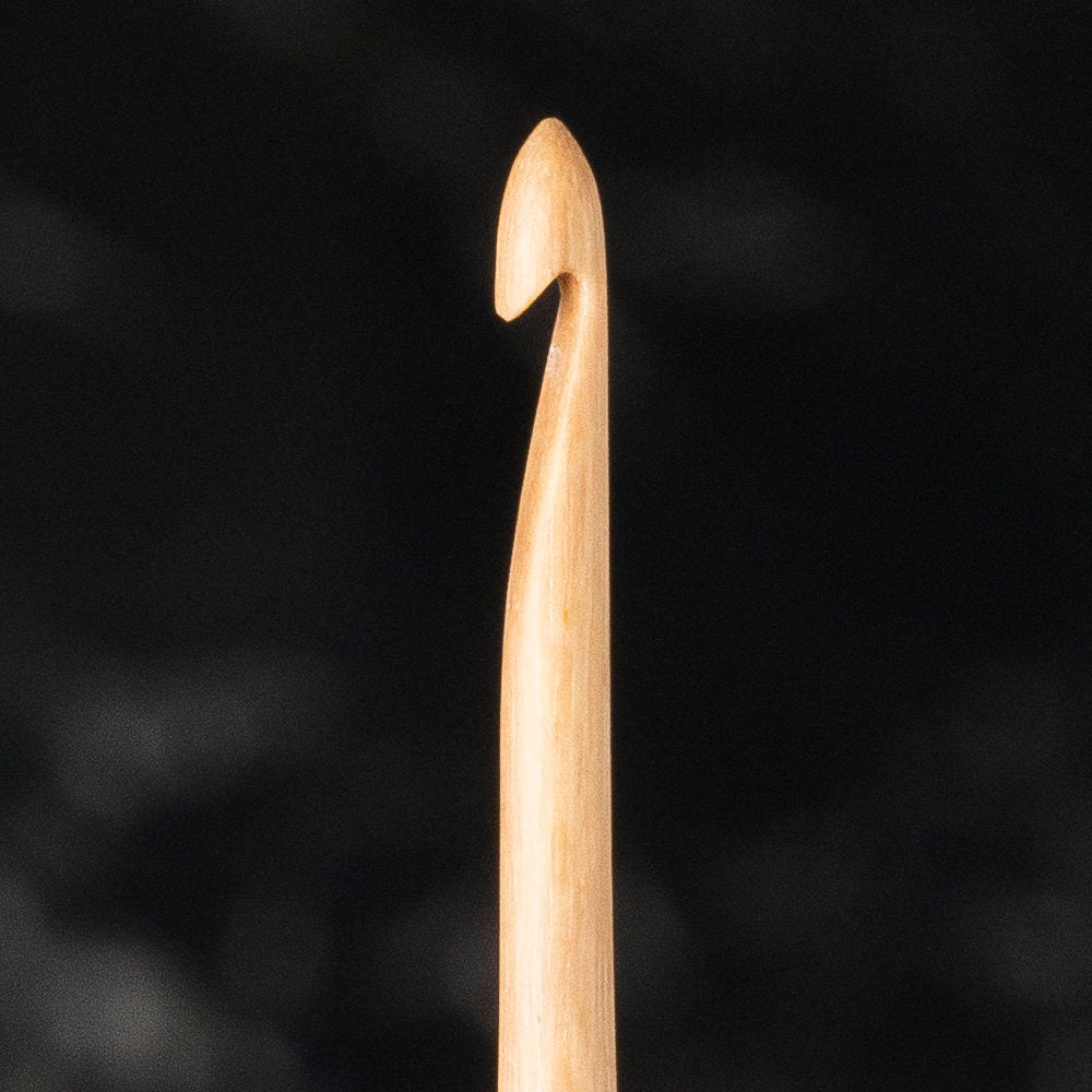 La Mia Whitewood 2 mm 15.5 cm Wooden Crochet Hook