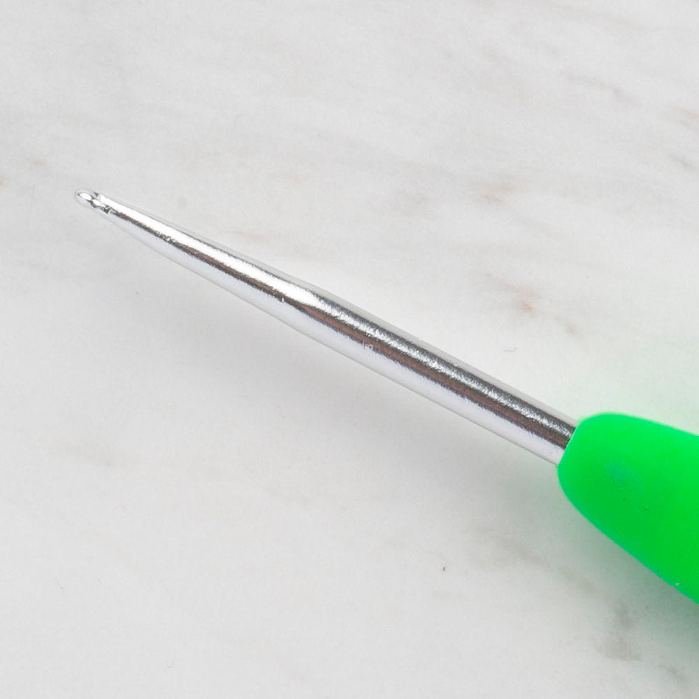 Loren 2 mm Soft Handled Crochet Hook, Green