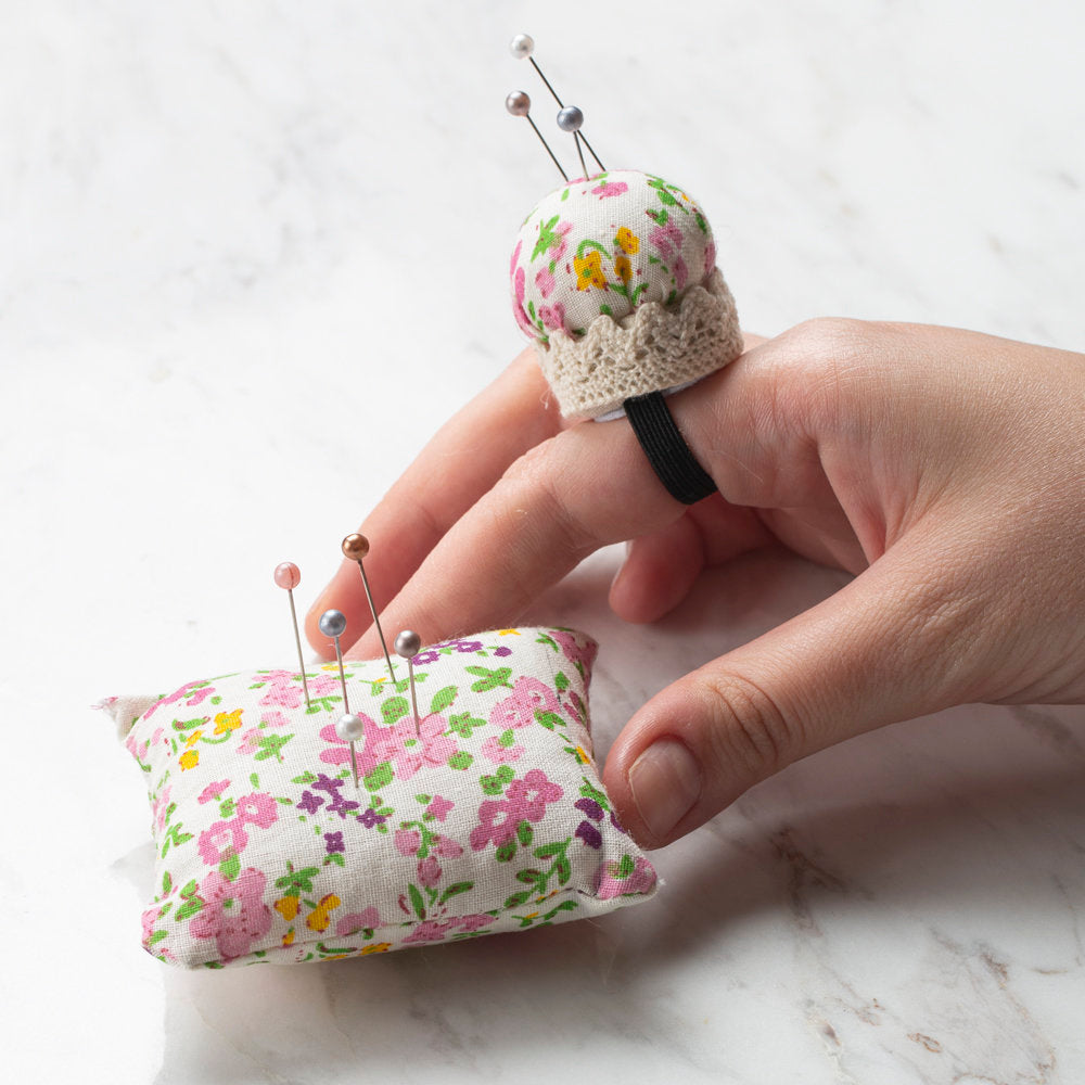 Kartopu Needle Cushion and Ring, Cream