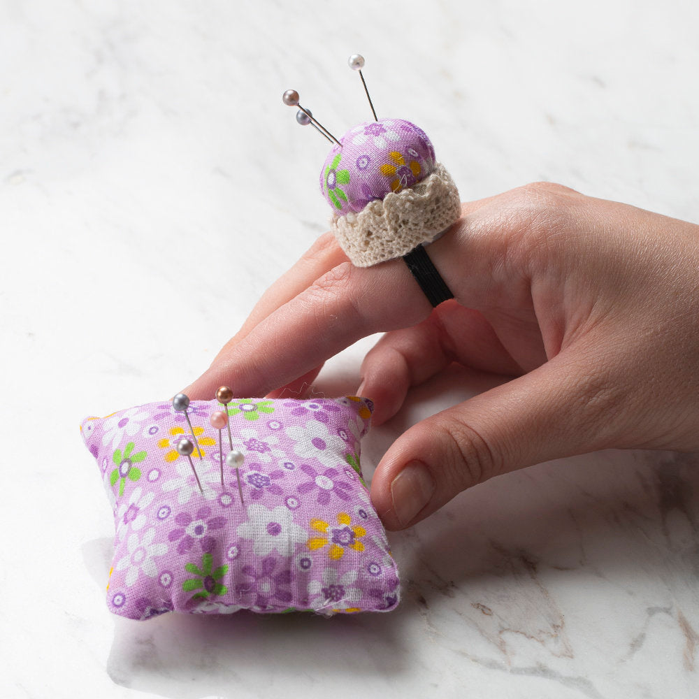 Kartopu Needle Cushion and Ring, Purple
