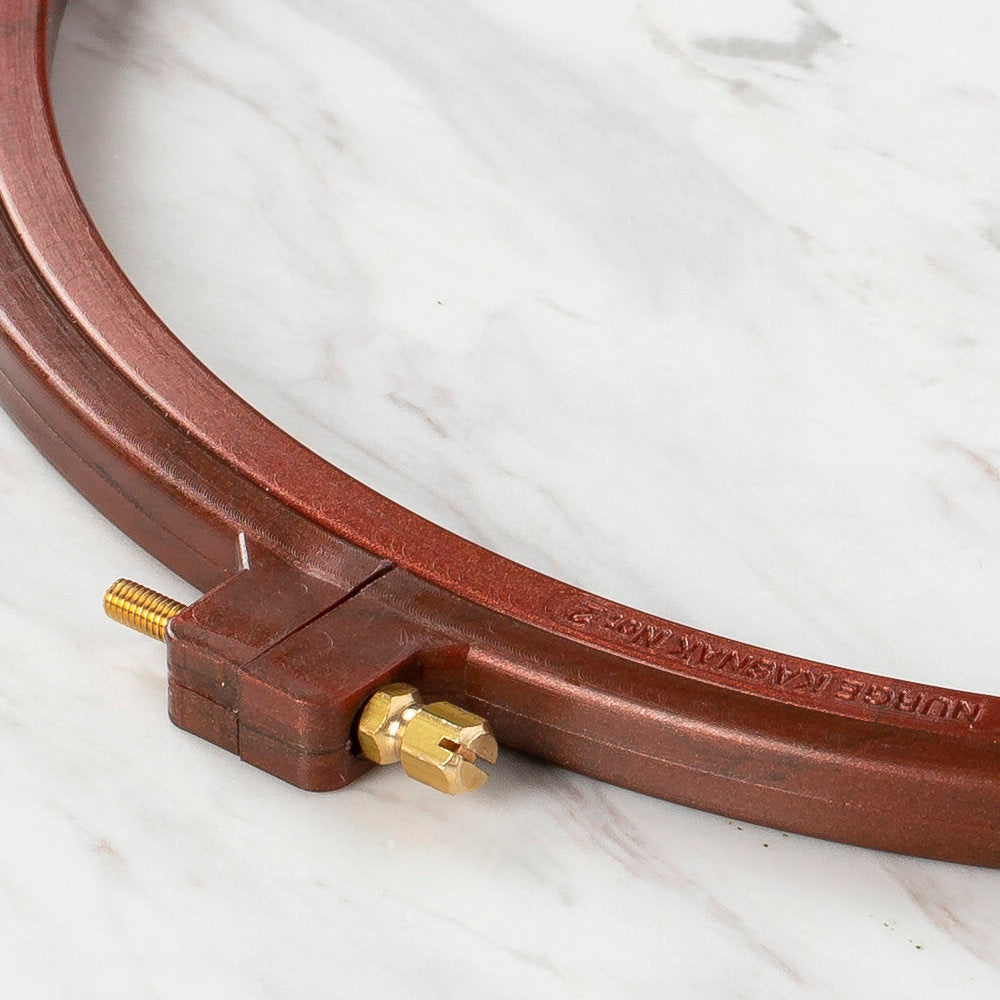 Nurge Adjustable Plastic Embroidery Hoop No.2