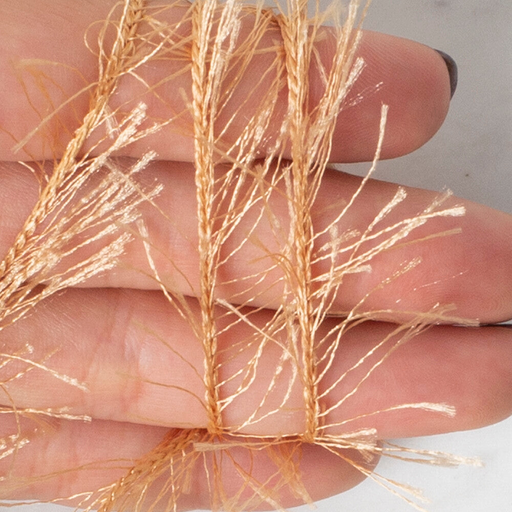 Loren Furry Knitting Yarn, Beige - RF0054