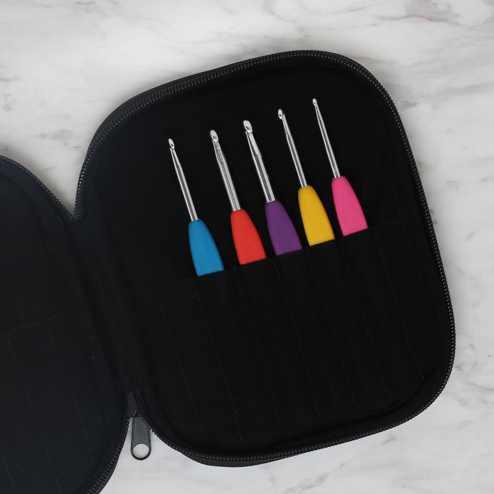 Loren Zipped Flower Patterned Crochet Bag