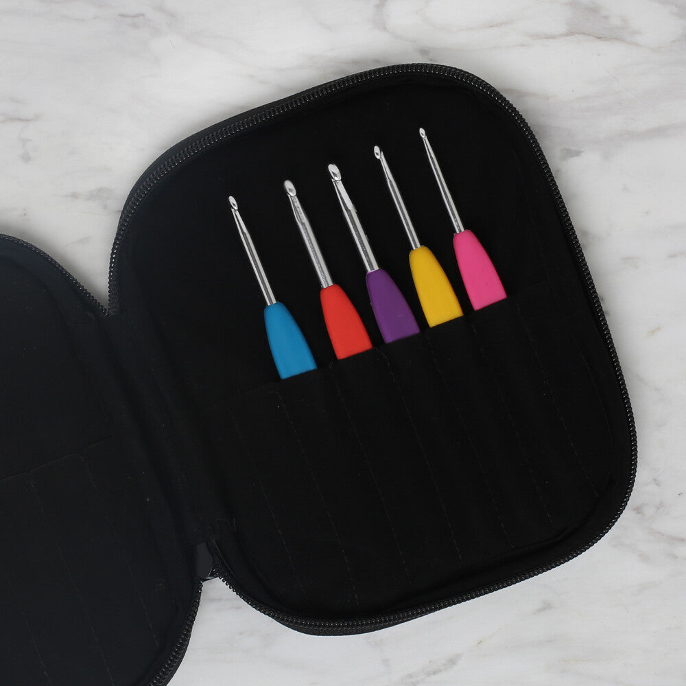 Loren Zipped Butterfly Patterned Crochet Bag