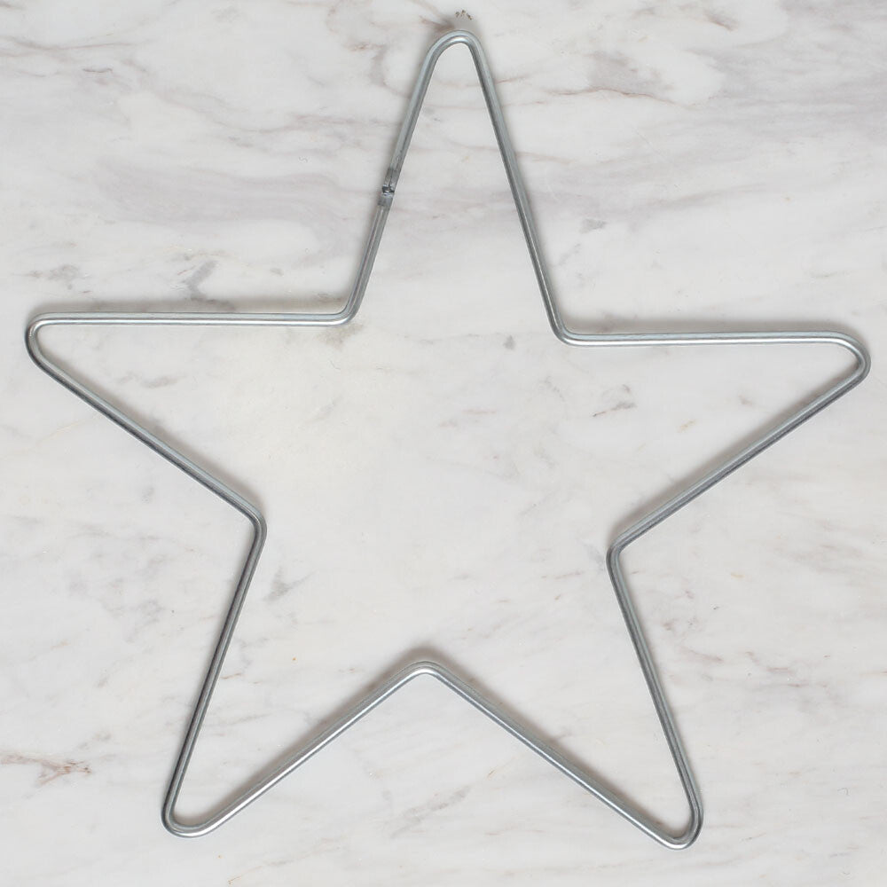 Loren Star Shaped Metal Macrame Ring