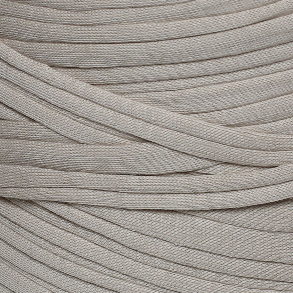 Loren T-Shirt Yarn, Light Green - 02