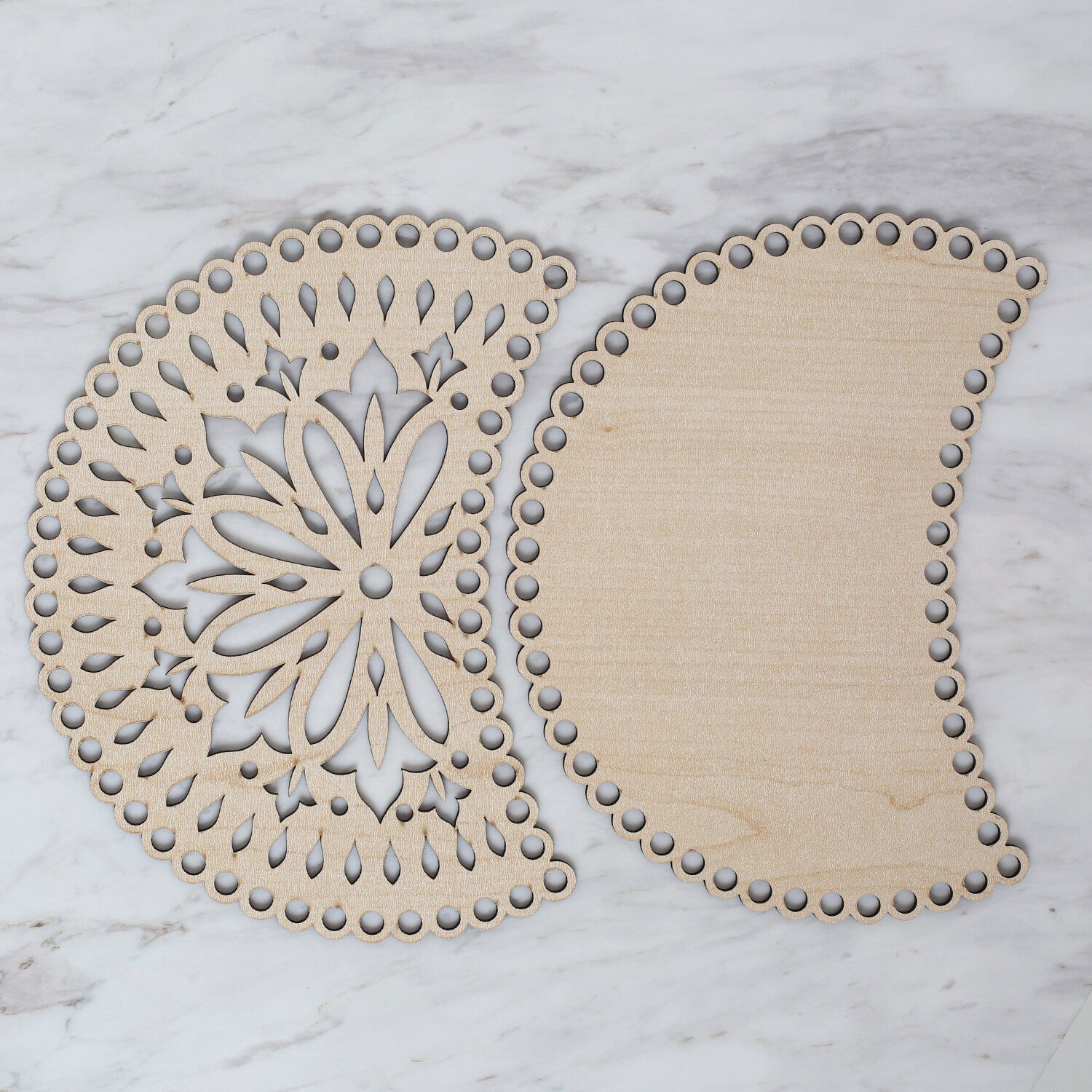 Loren Wooden Carved Patterned Macaron Bag Side Plate