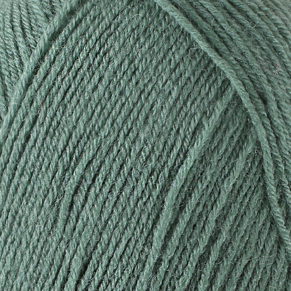 Madame Tricote Paris Merino Gold Yarn, Green - 132
