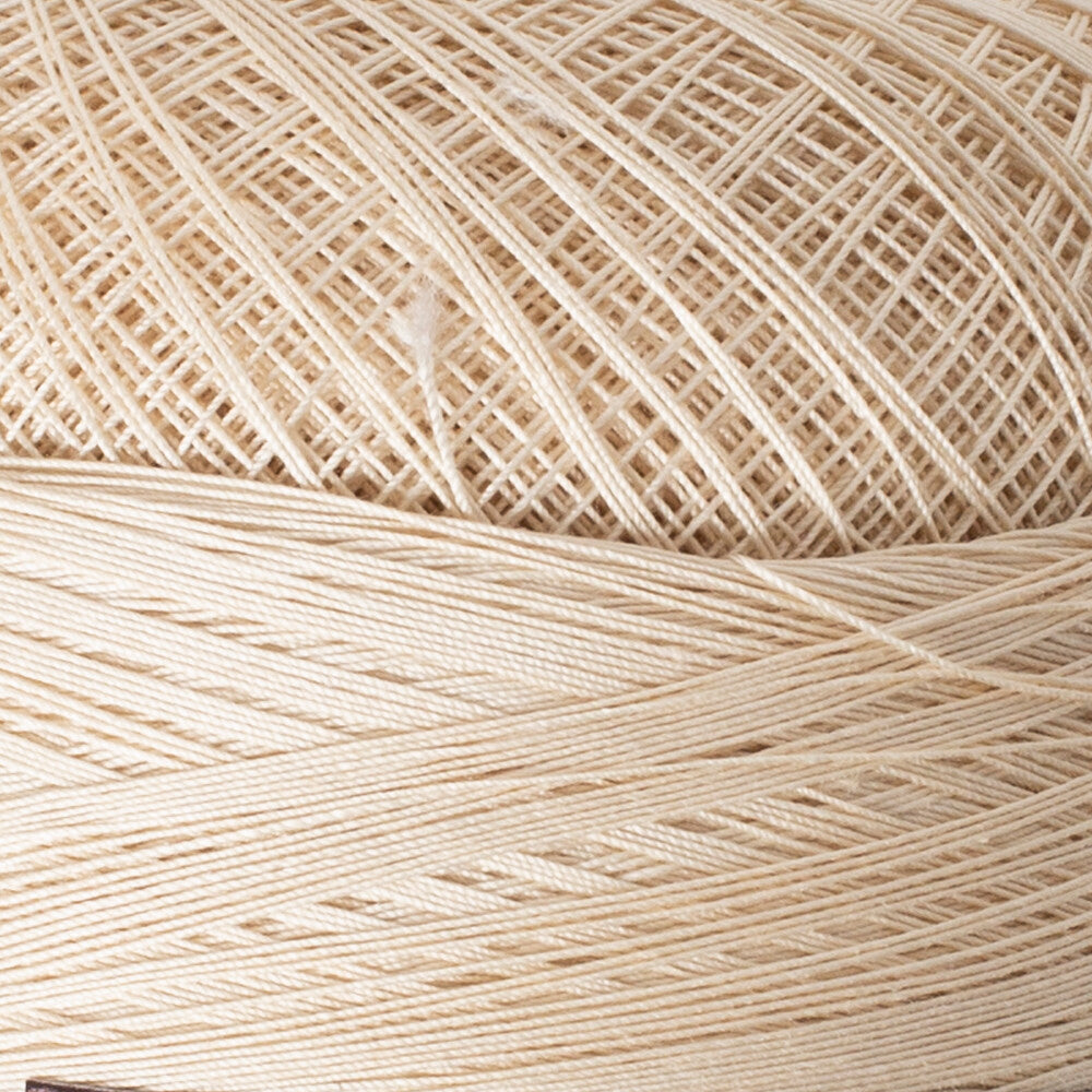 Madame Tricote Paris Süper No:70 Lace Thread Ball, Cream