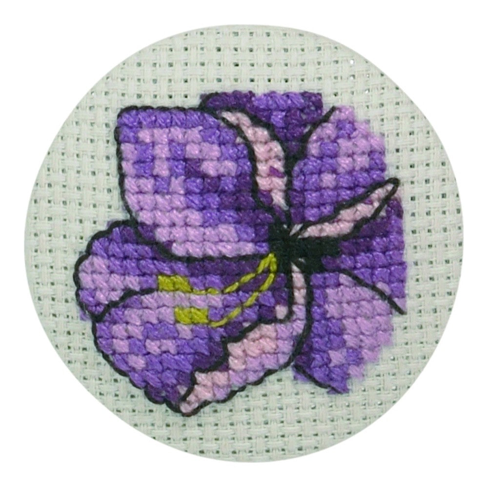 Permin Cross Stitch Kit, Lilium Badges 4x4 - 022199