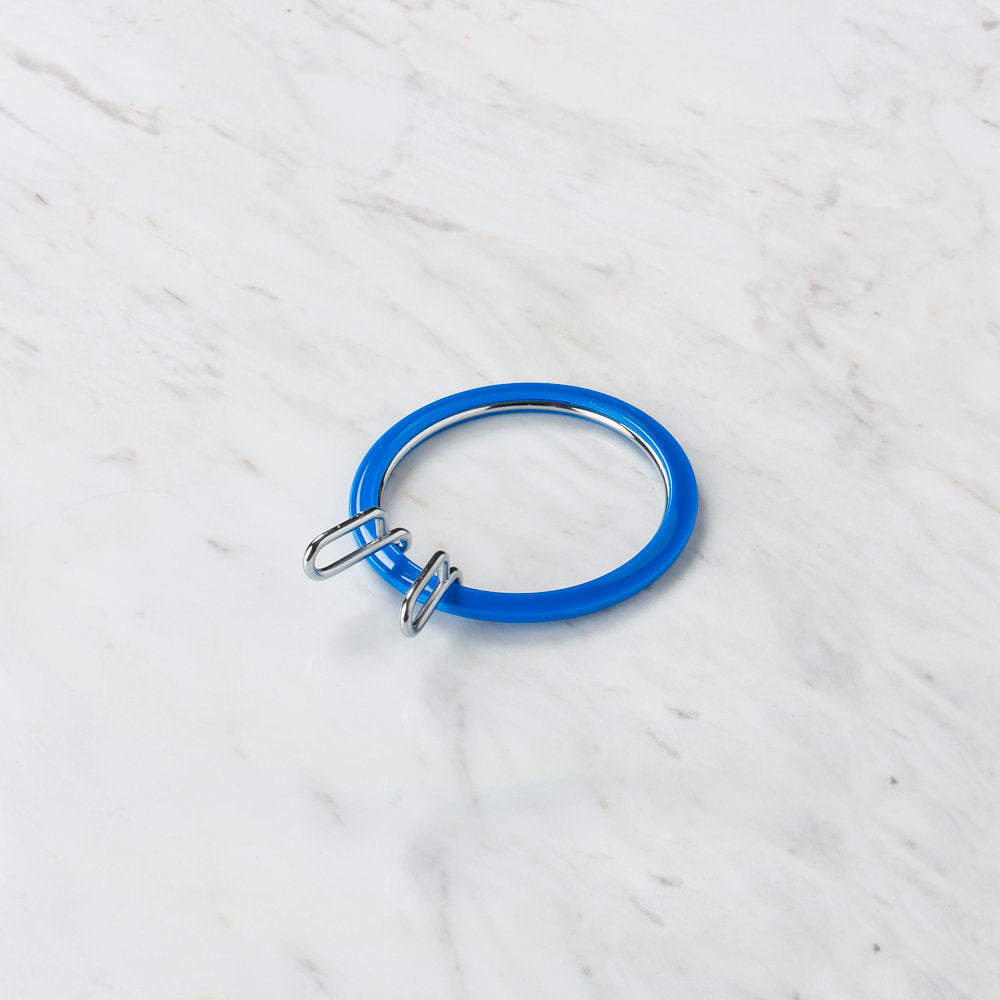 Nurge Metal Spring Tension Ring with Blue Plastic Frame Embroidery Hoop, 58 mm