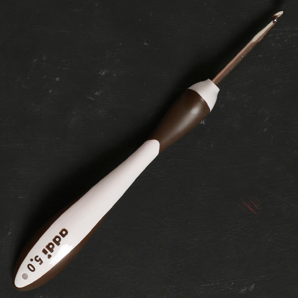 Addi Swing Maxi 5.0 mm 17 cm Ergonomic Crochet Hook, Brown - 141-7