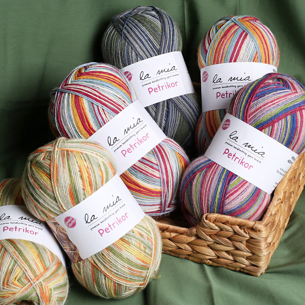 La Mia Petrikor Socks Yarn, Variegated - L02