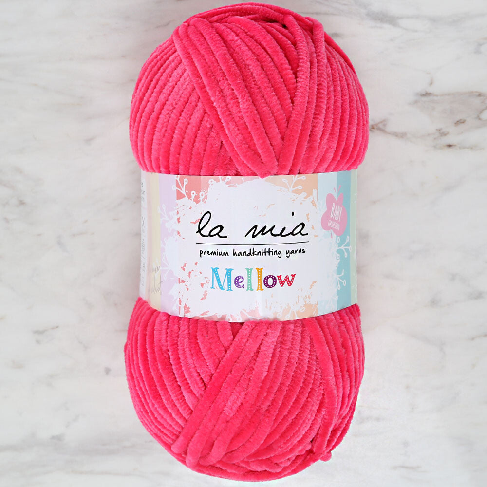 La Mia Mellow Chenille Yarn, Fuchsia - 921