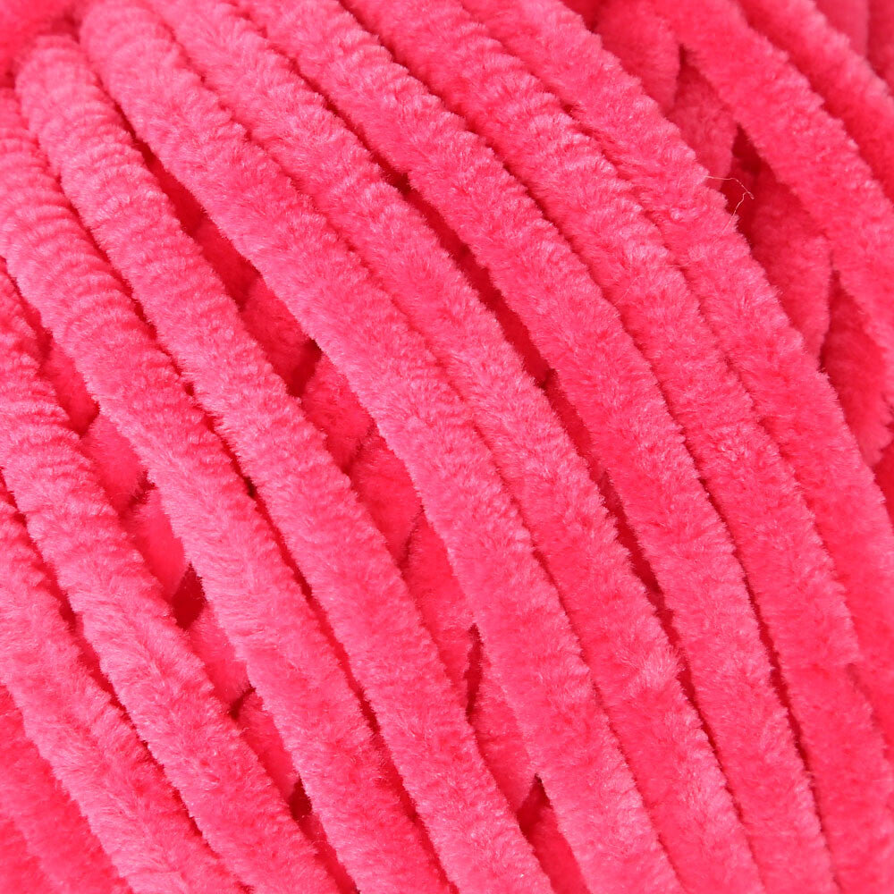 La Mia Mellow Chenille Yarn, Fuchsia - 921