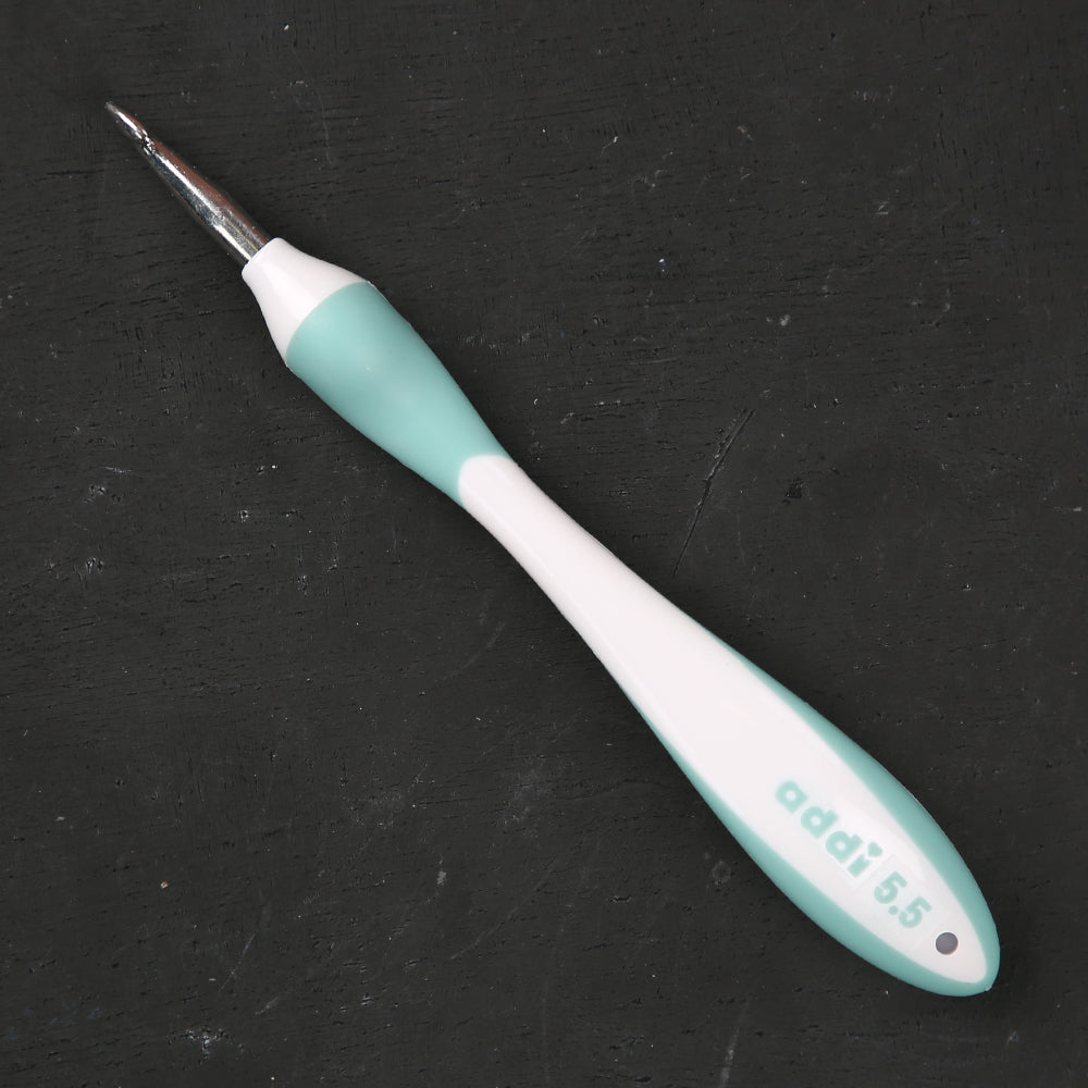 Addi Swing 5.5 mm 16 cm Ergonomic Crochet Hook, Turquoise - 140-7