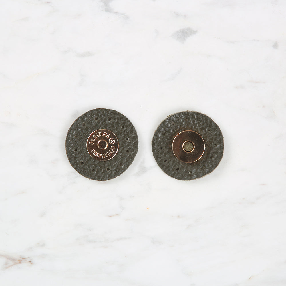 Knitme Round Magnet 4x4 cm Khaki BA-0059