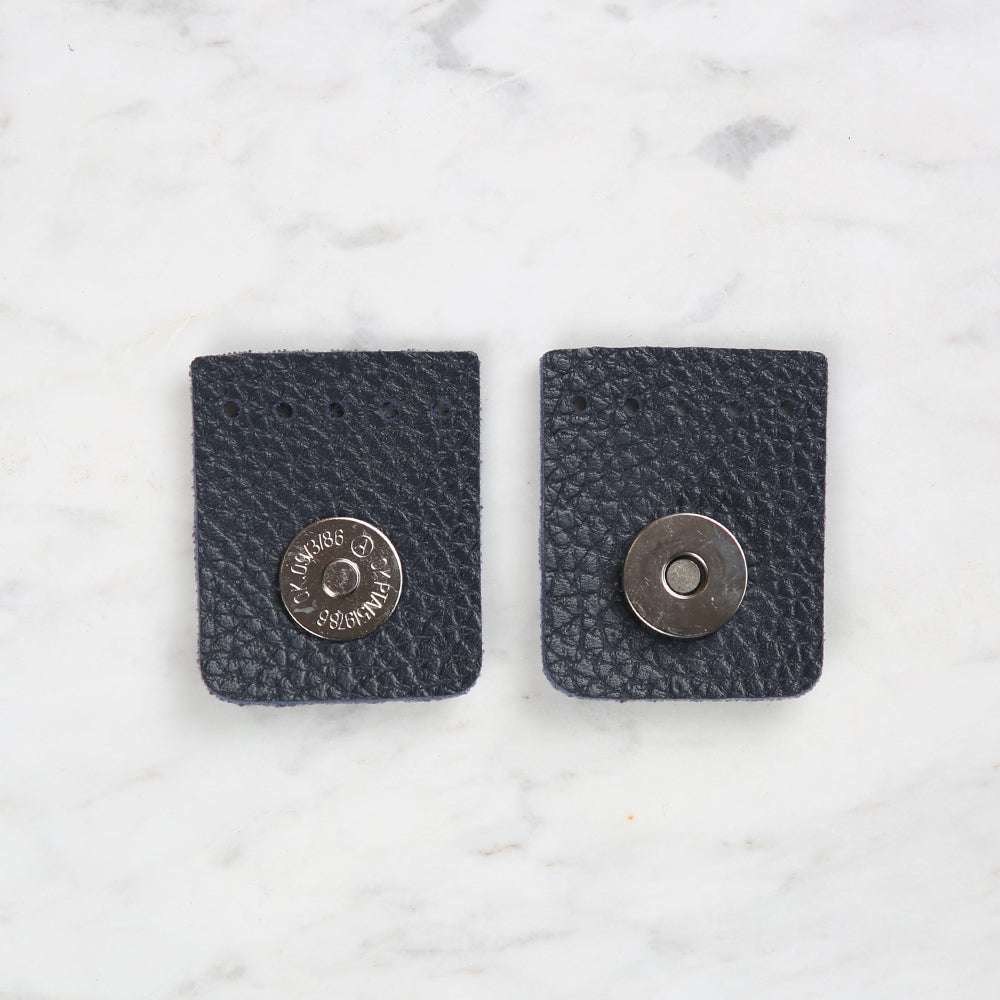 Knitme Square Magnet 4x4.5 cm Navy Blue BA-0046