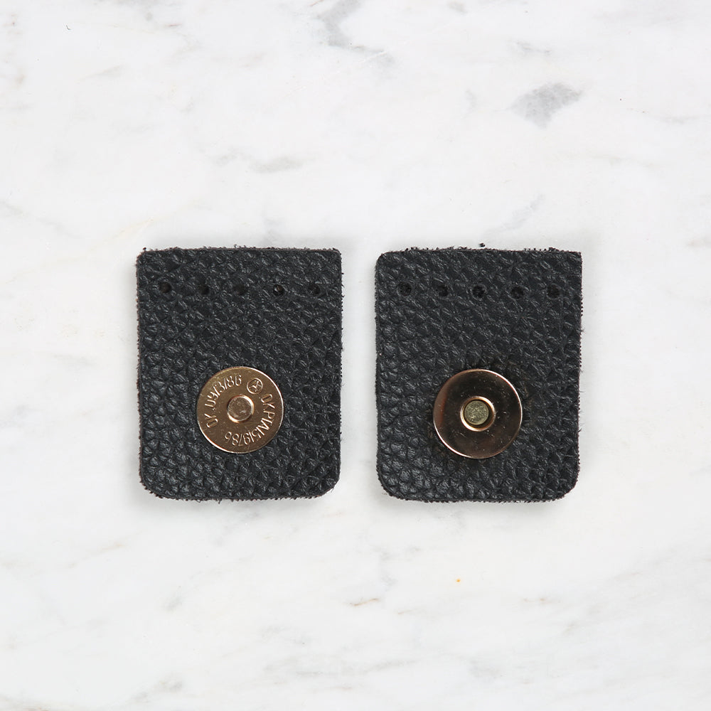 Knitme Square Magnet 4x4.5 cm Black BA-0046