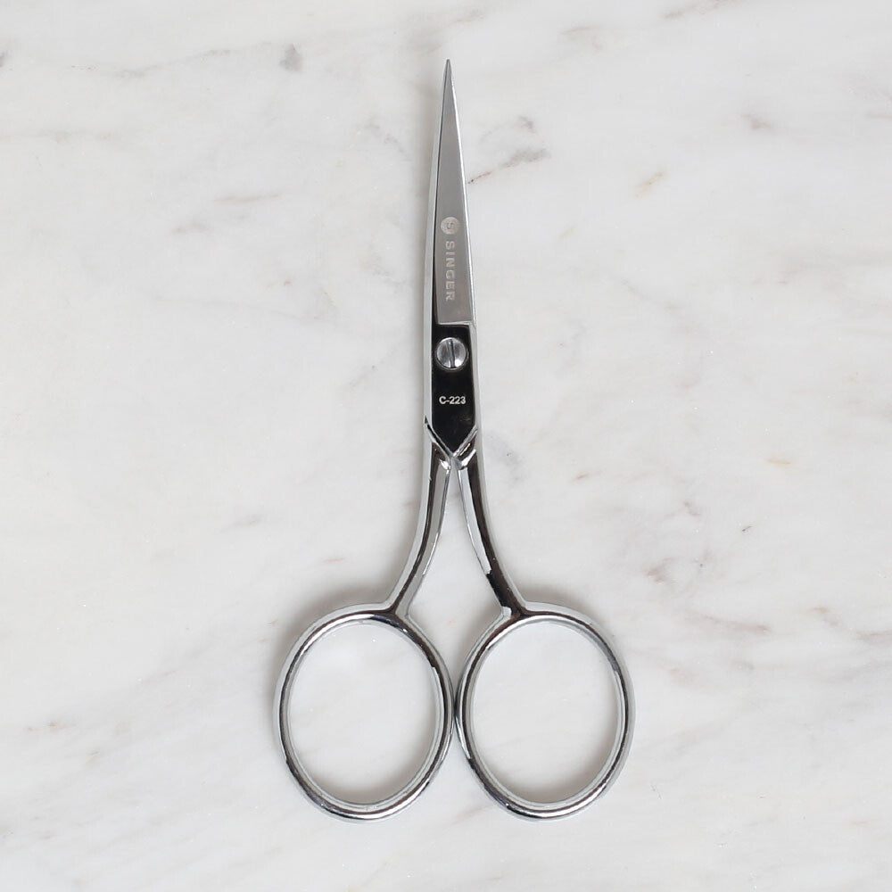 Singer Curved Tip Embroidery Scissors - C223