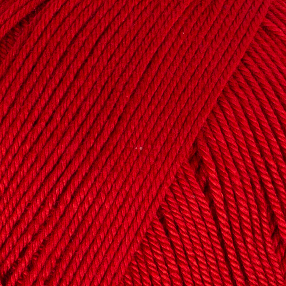 La Mia Cool Hand Knitting Yarn ,Red L028