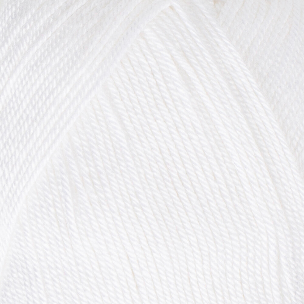 La Mia Cool Hand Knitting Yarn ,White L001