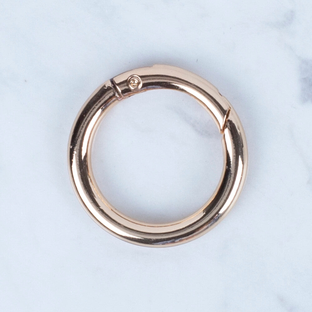 Loren Gold Spring Ring in 2