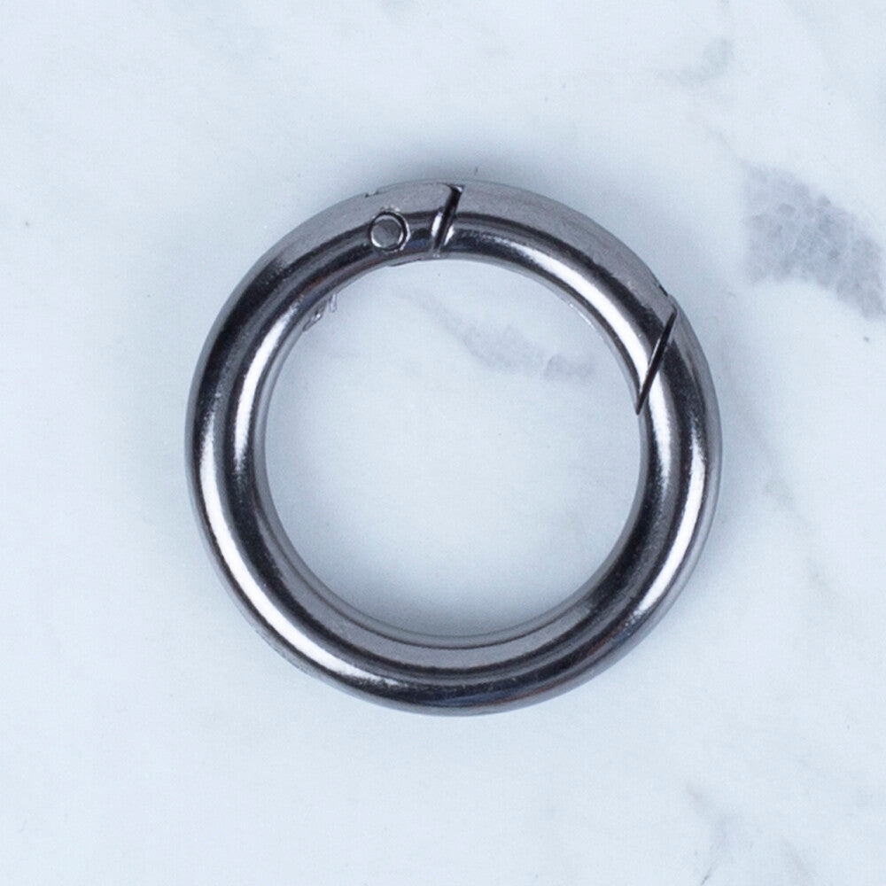 Loren Matte Silver Spring Ring in 2