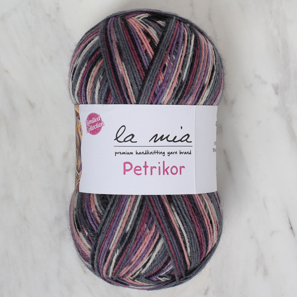 La Mia Petrikor Socks Yarn, Variegated- L04