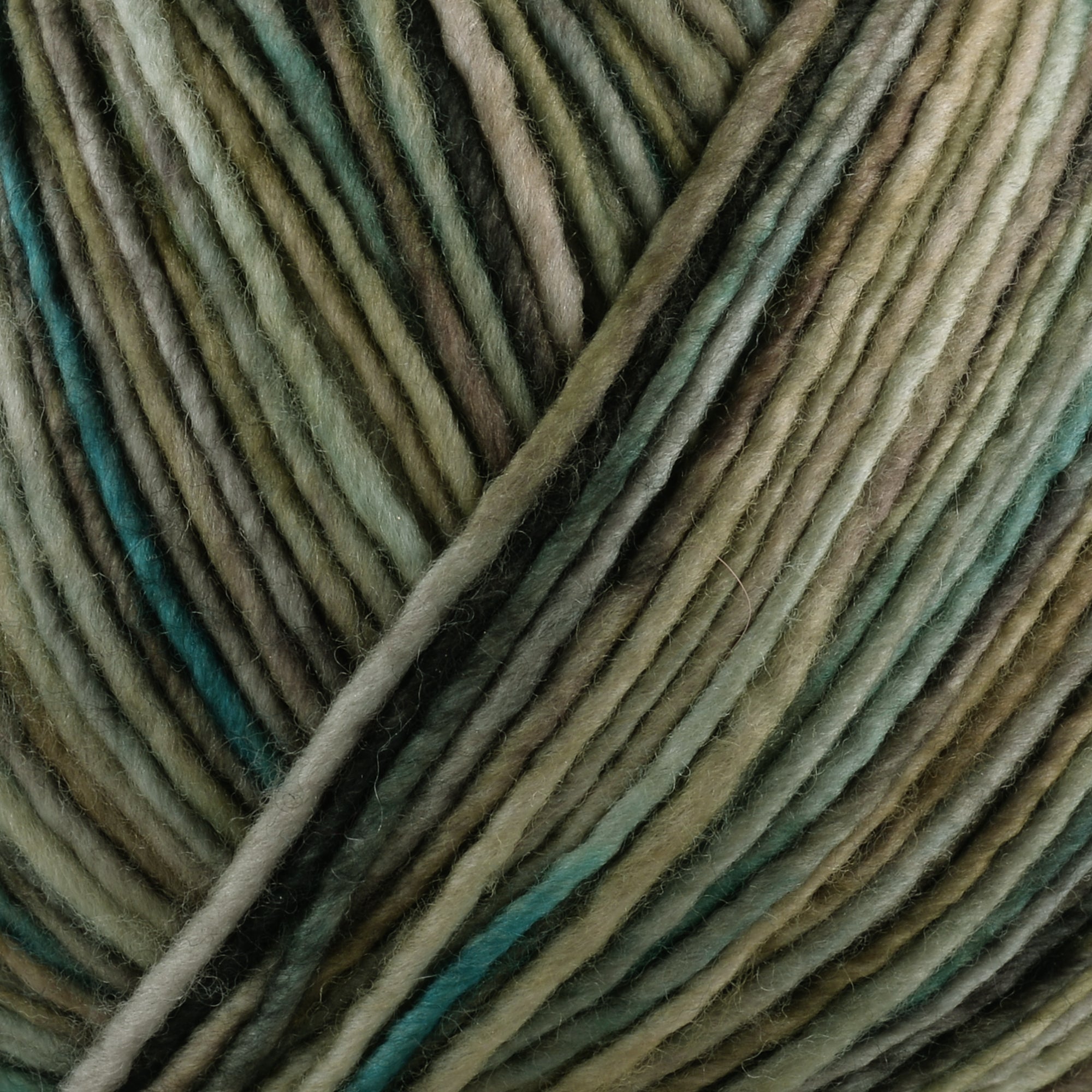 Gazzal Aura Hand Knitting Yarn - Green – 172