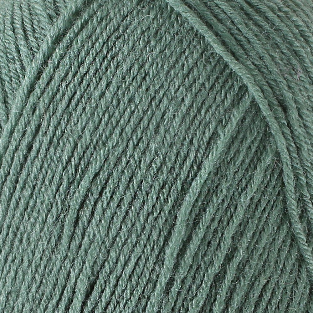 Madame Tricote Paris Merino Gold Yarn, Green - 132