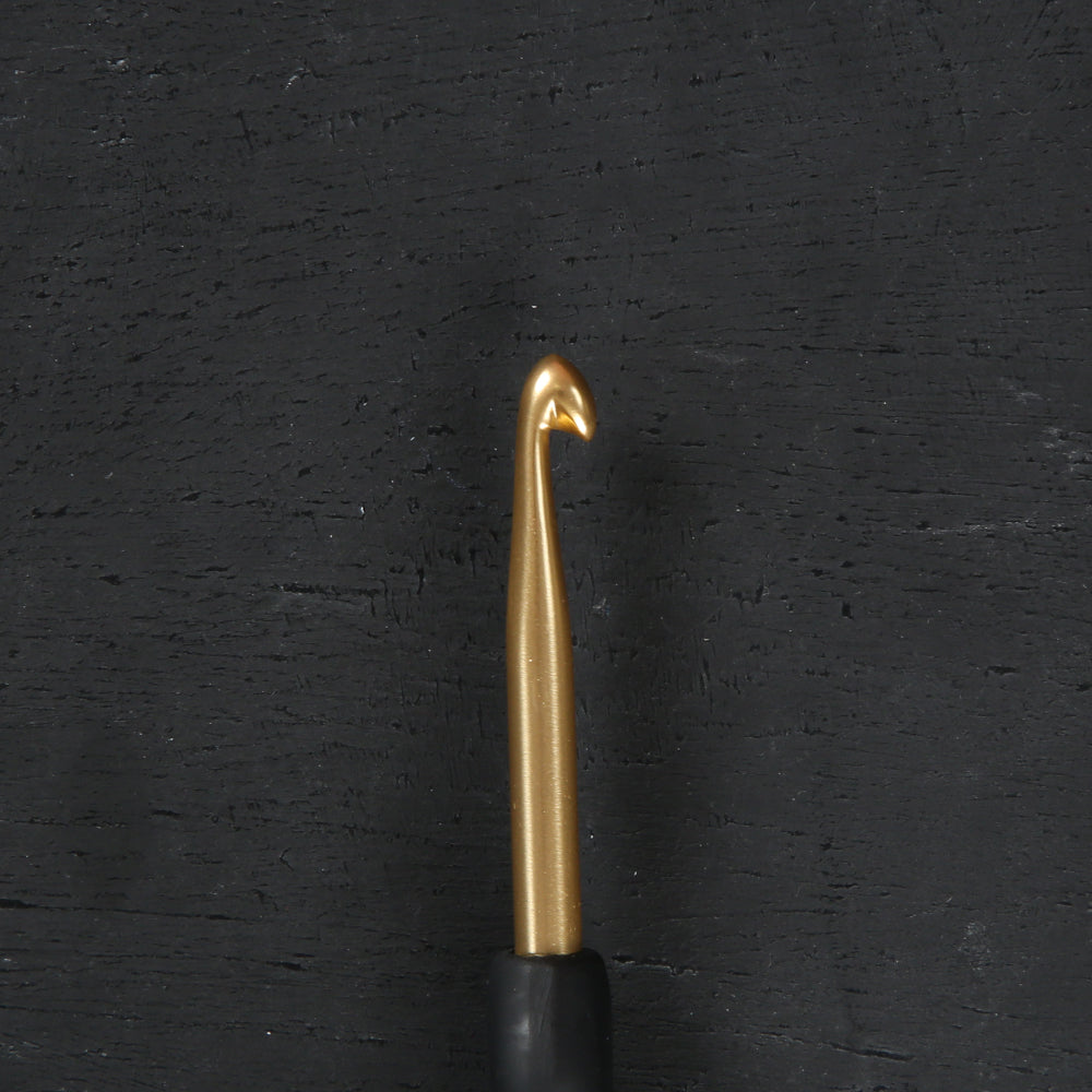 KnitPro Aluminum Gold 4.5mm Crochet Hook, Black - 30806