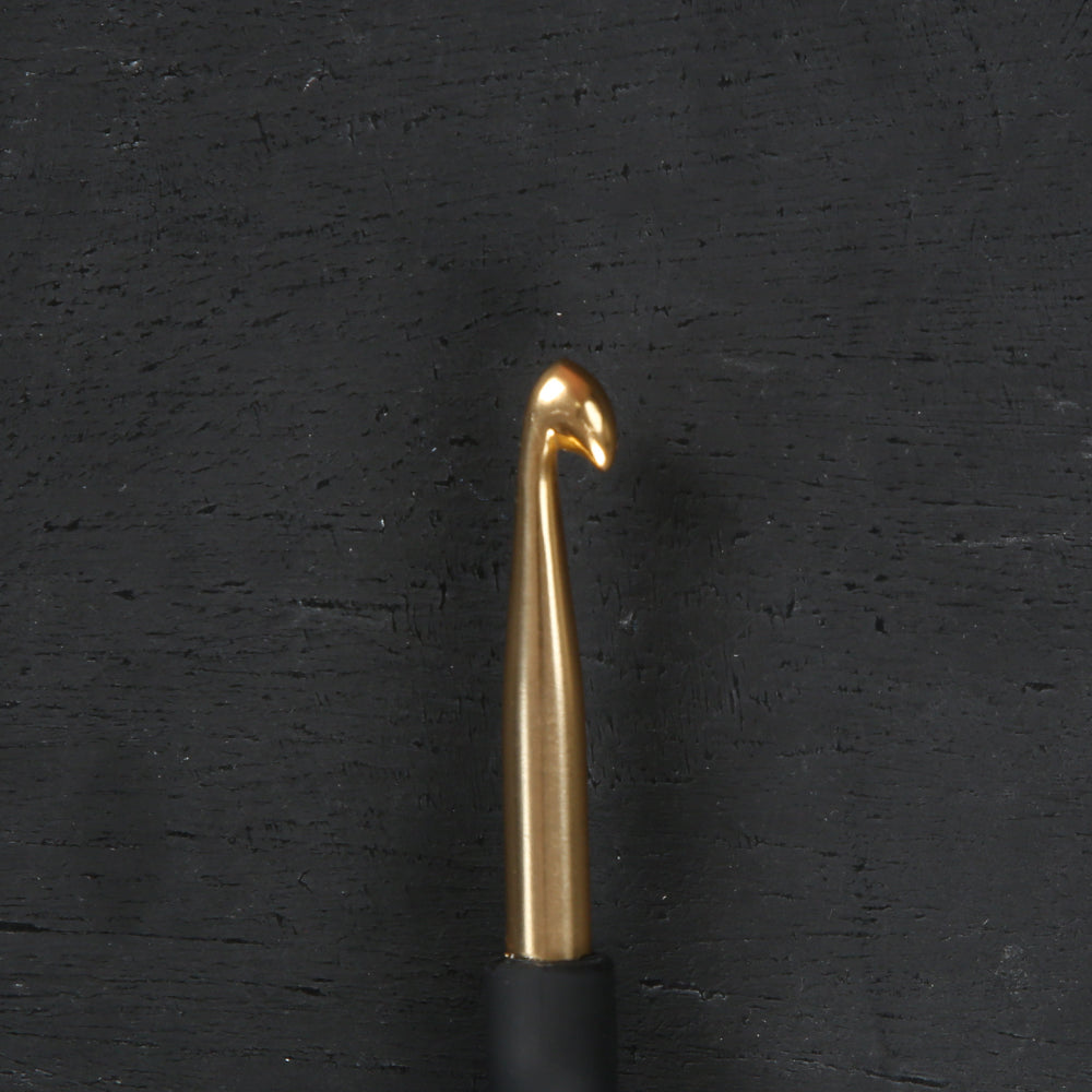 KnitPro Aluminum Gold 5.5mm Crochet Hook, Black - 30808
