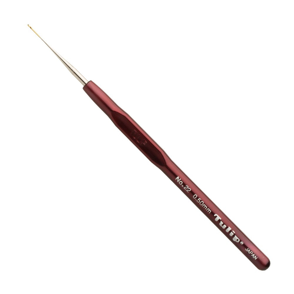 Tulip 0.50 mm No.22 Crochet Hook with Plastic Handle, Dark Red - T-9G